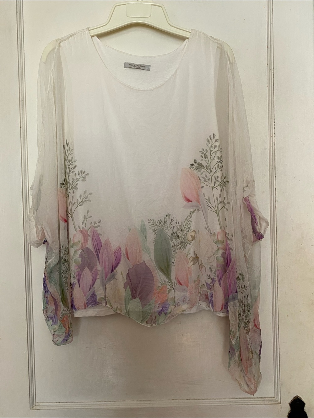V! Viola Borghi pretty top silk size L in good condition
